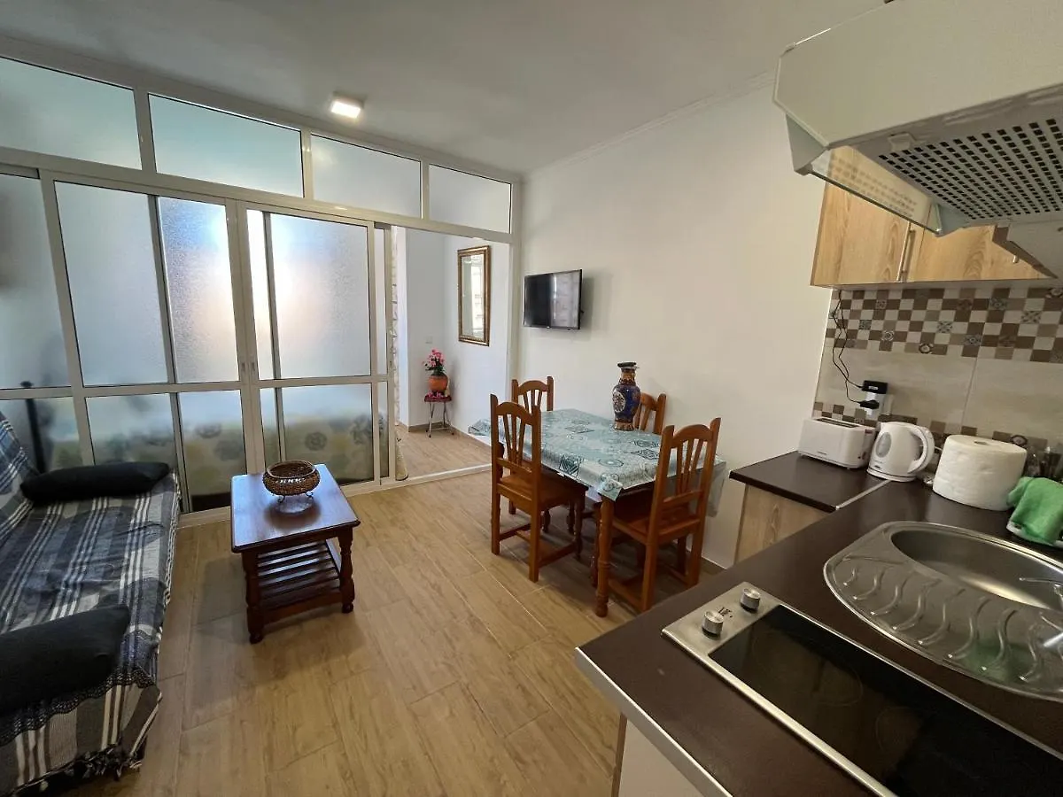 Vis3 - Estudio Con Wifi, Centro A 200 Metros, Playa A 850 Metros Torremolinos